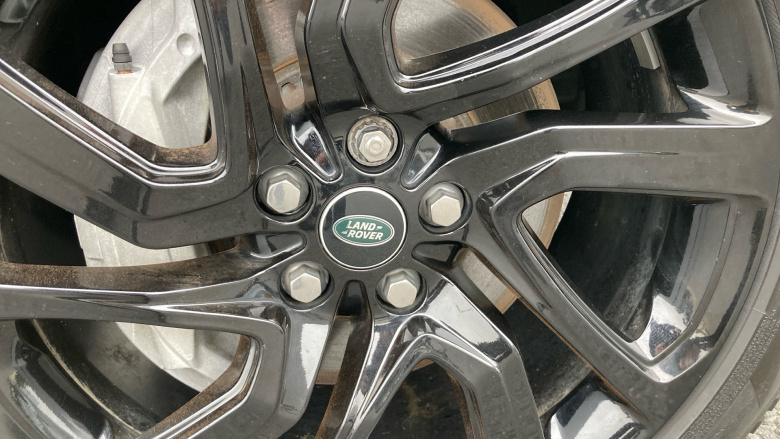 Land Rover Discovery 3.0 D300 Dynamic SE 5dr Auto Diesel Station Wagon